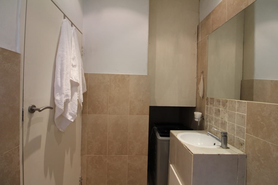 0 Bedroom Property for Sale in Oranjezicht Western Cape